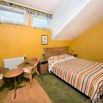 Mikolaj Hotel 3*