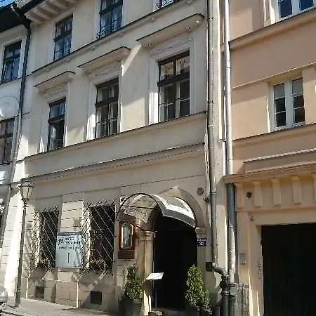 Mikolaj Hotel 3*